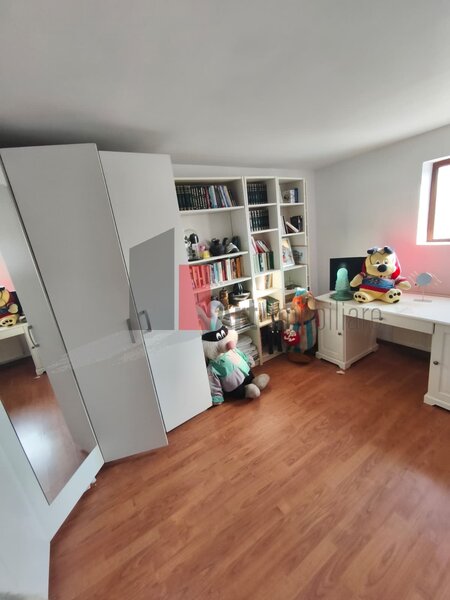 Giulesti Casa Vanzare 4 camere